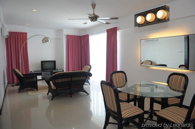 Likas Square Apartment Hotel Kota Kinabalu Esterno foto