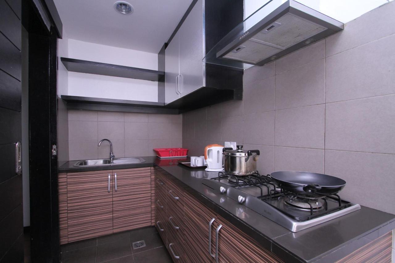 Likas Square Apartment Hotel Kota Kinabalu Esterno foto