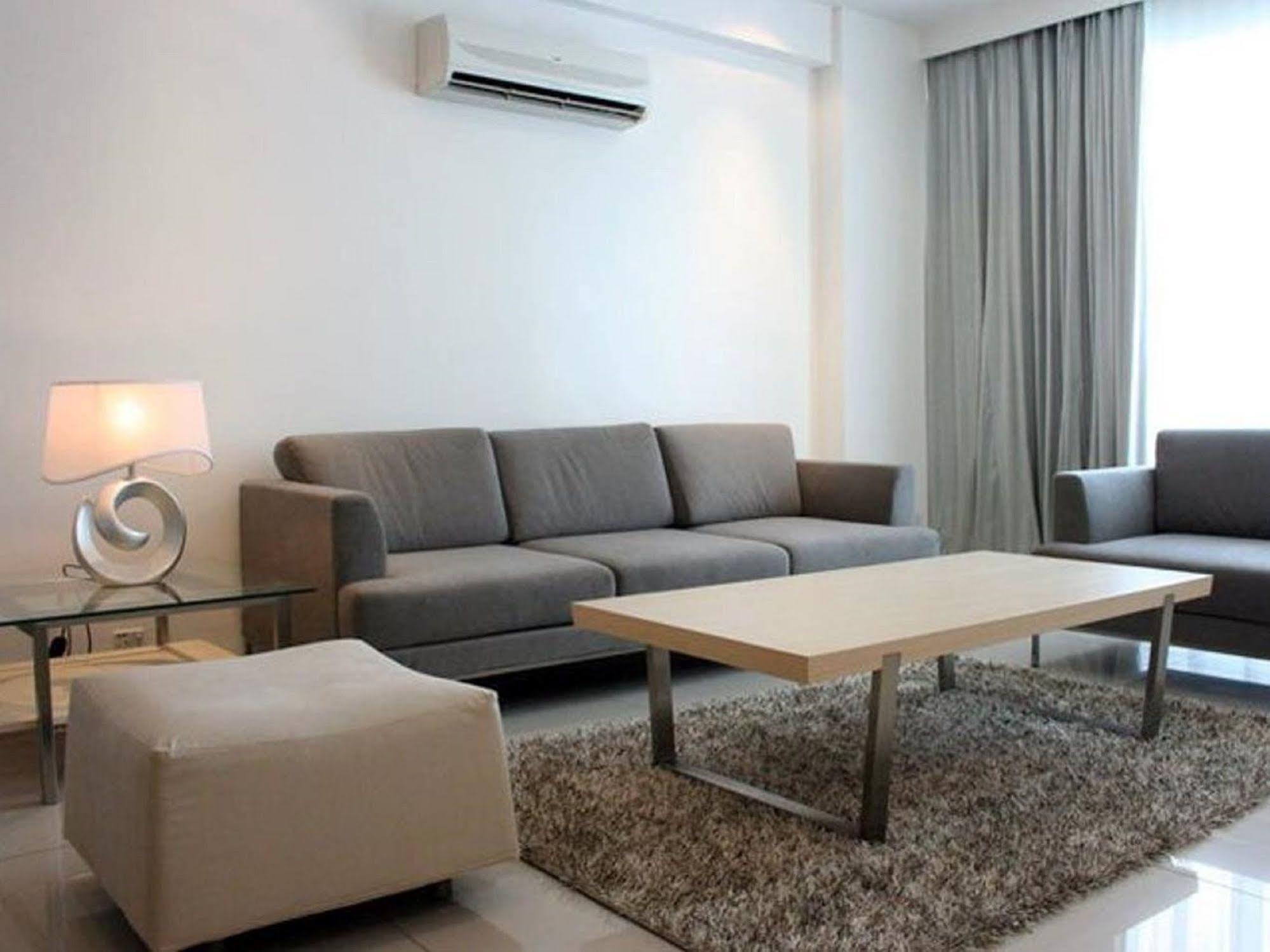 Likas Square Apartment Hotel Kota Kinabalu Esterno foto